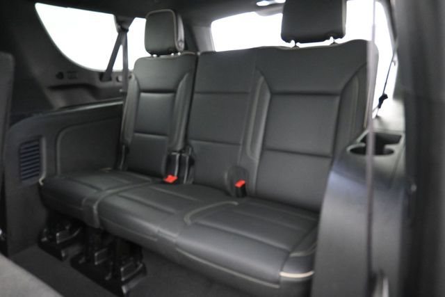 Used 2024 Chevrolet Suburban Premier AWD/4WD image 29
