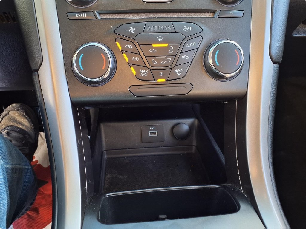 Certified 2018 Ford Fusion S FWD image 14