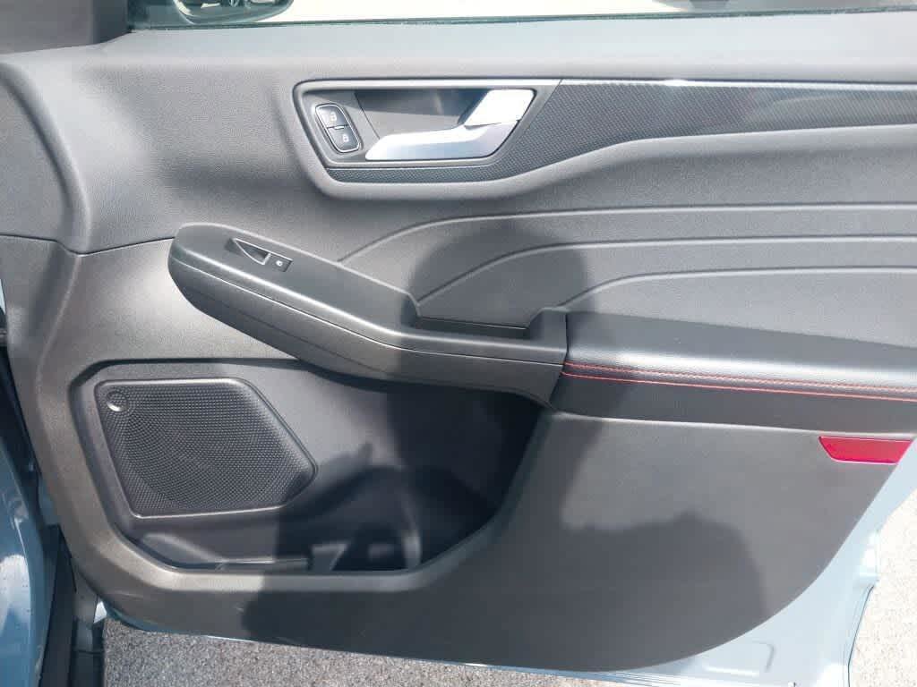 Certified 2023 Ford Escape ST-Line w/ Tech Pack #1 AWD/4WD image 23