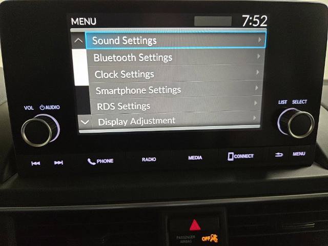Used 2023 Honda Pilot LX image 8