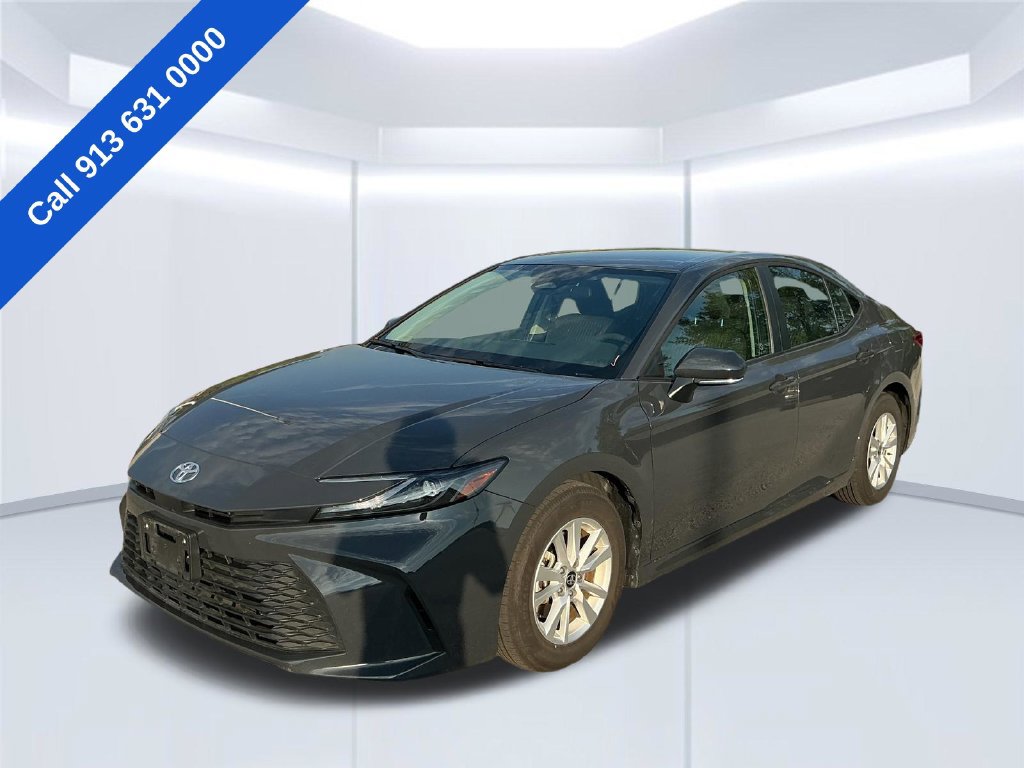 Used 2026 Toyota Camry LE FWD image 1
