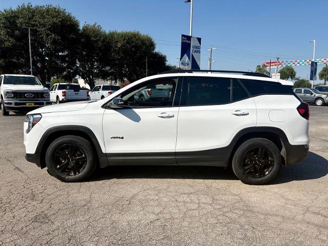 Used 2023 GMC Terrain AT4 AWD/4WD image 4