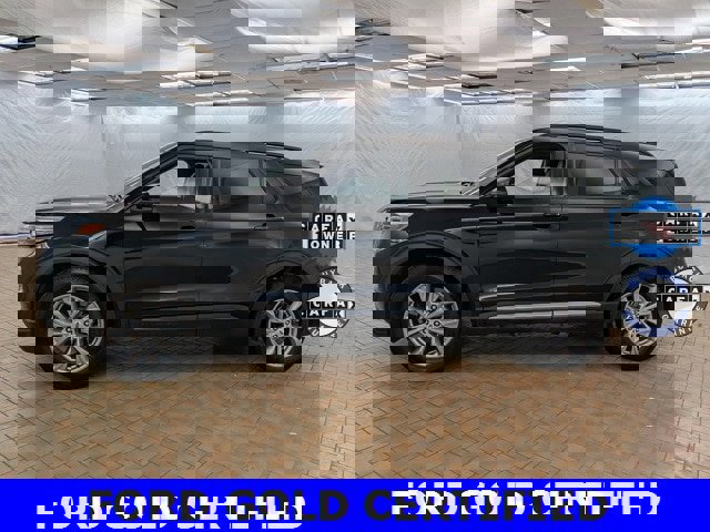 Certified 2023 Ford Explorer XLT w/ Equipment Group 202A image 2