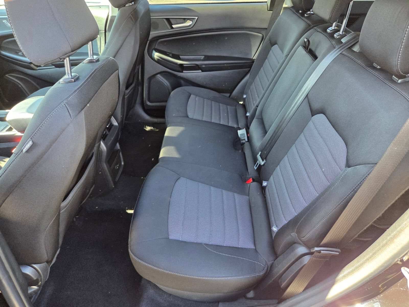 Certified 2022 Ford Edge SE w/ Black Appearance Package AWD/4WD image 11