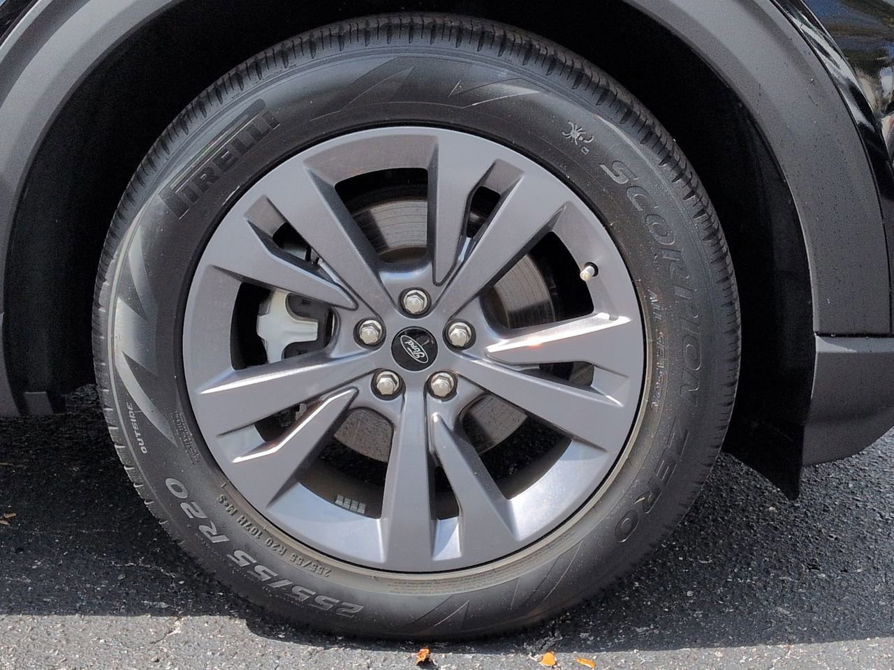 Certified 2023 Ford Explorer XLT w/ Equipment Group 202A image 11