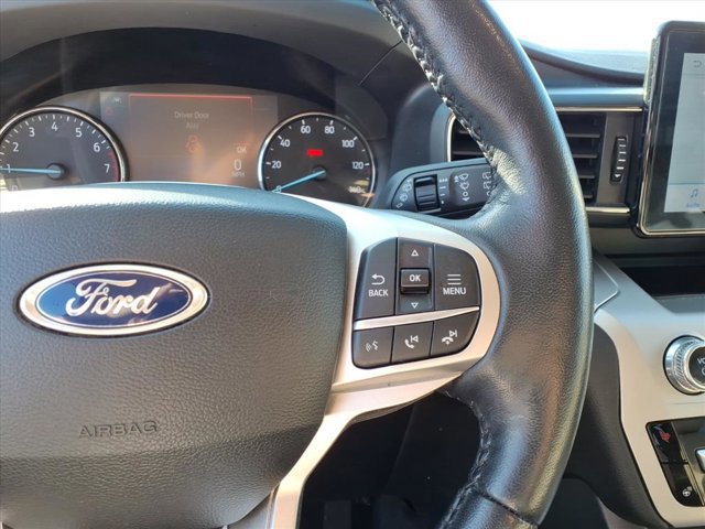 Certified 2022 Ford Explorer XLT w/ Equipment Group 202A image 19