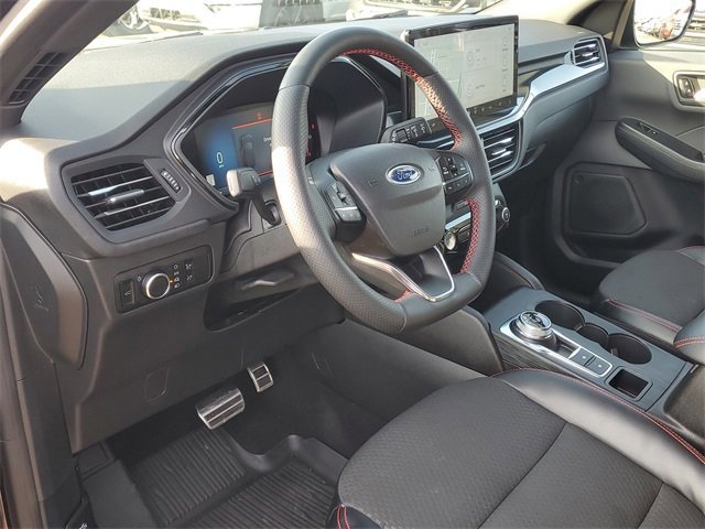Certified 2023 Ford Escape ST-Line w/ Tech Pack #1 image 13
