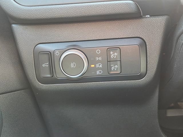 Certified 2020 Ford Escape SEL AWD/4WD image 28