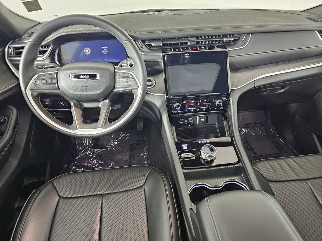 Used 2024 Jeep Grand Cherokee Limited w/ Luxury Tech Group II AWD/4WD image 20
