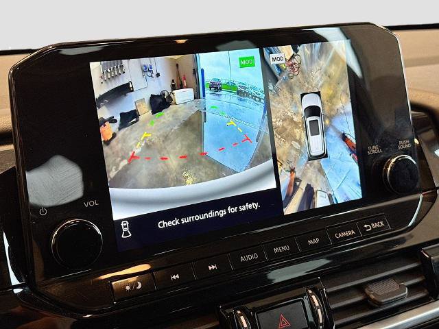 Used 2023 Nissan Pathfinder Platinum AWD/4WD image 12