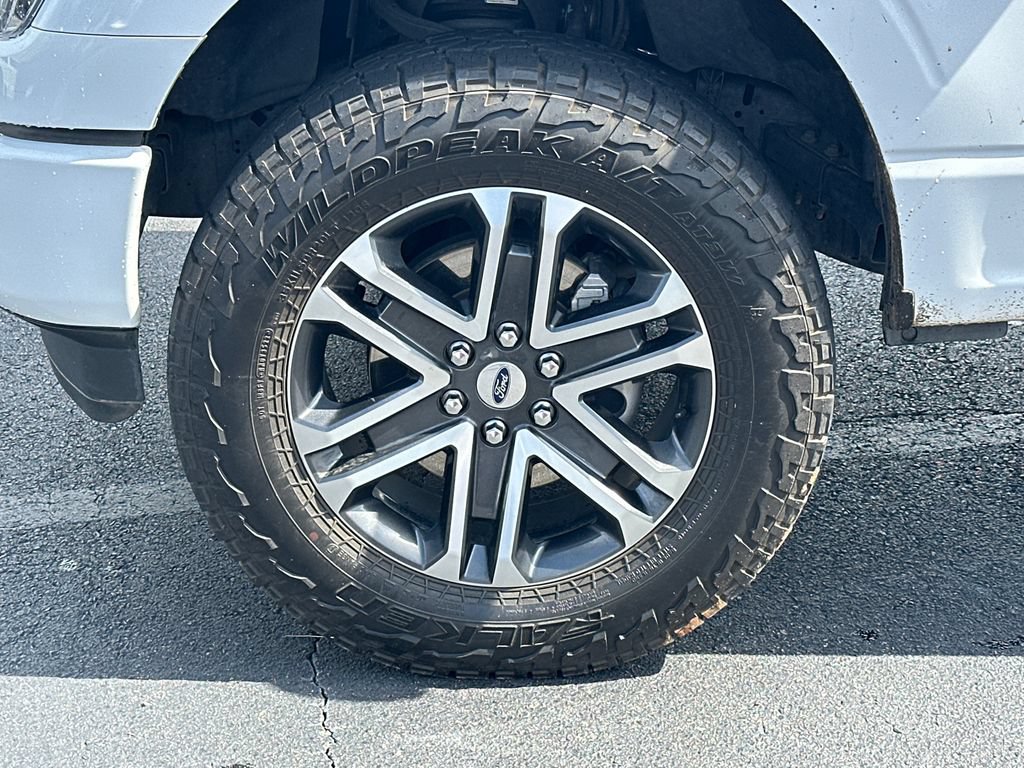 Certified 2022 Ford F150 XL w/ STX Appearance Package AWD/4WD image 11