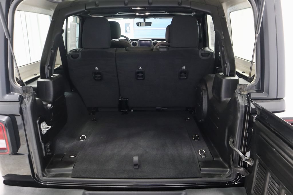 Used 2022 Jeep Wrangler Unlimited Sport AWD/4WD image 14