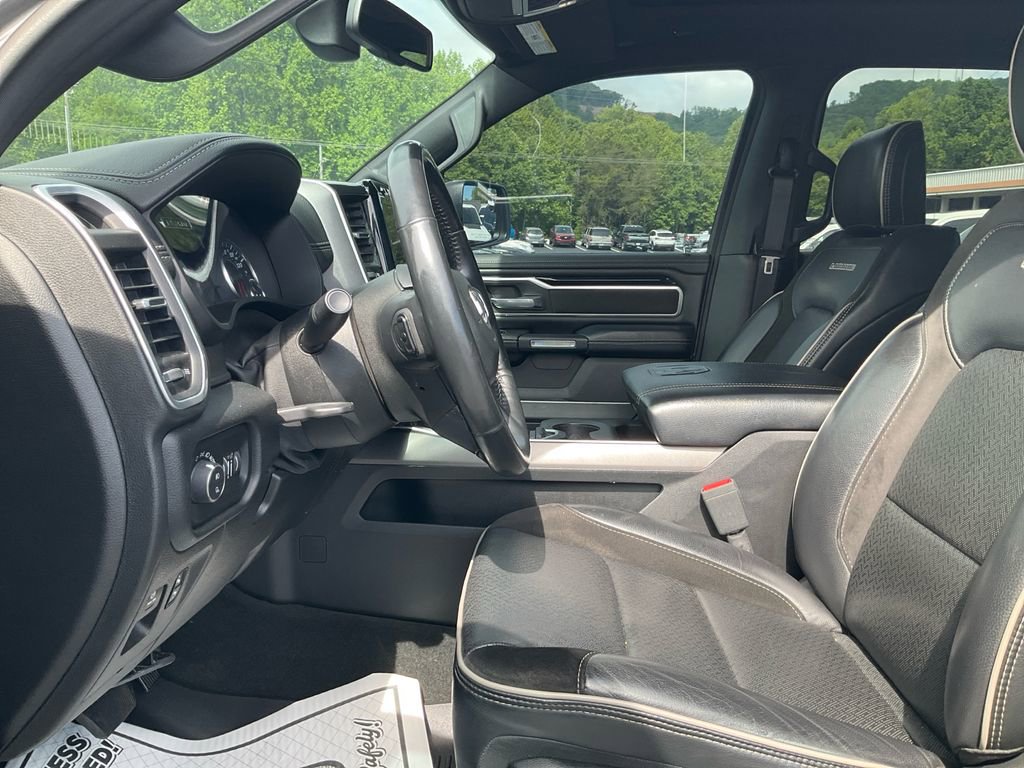 Used 2020 RAM 1500 Laramie AWD/4WD image 16
