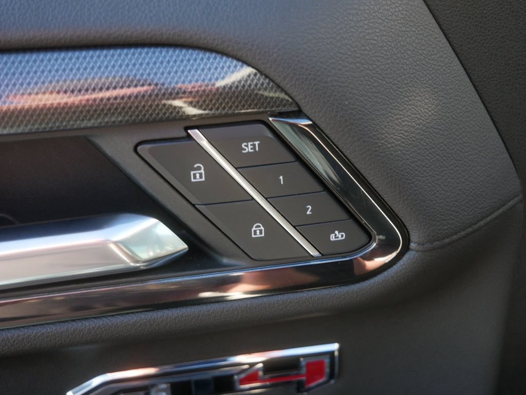 Used 2022 GMC Sierra 1500 AT4 w/ AT4 Premium Package AWD/4WD image 15