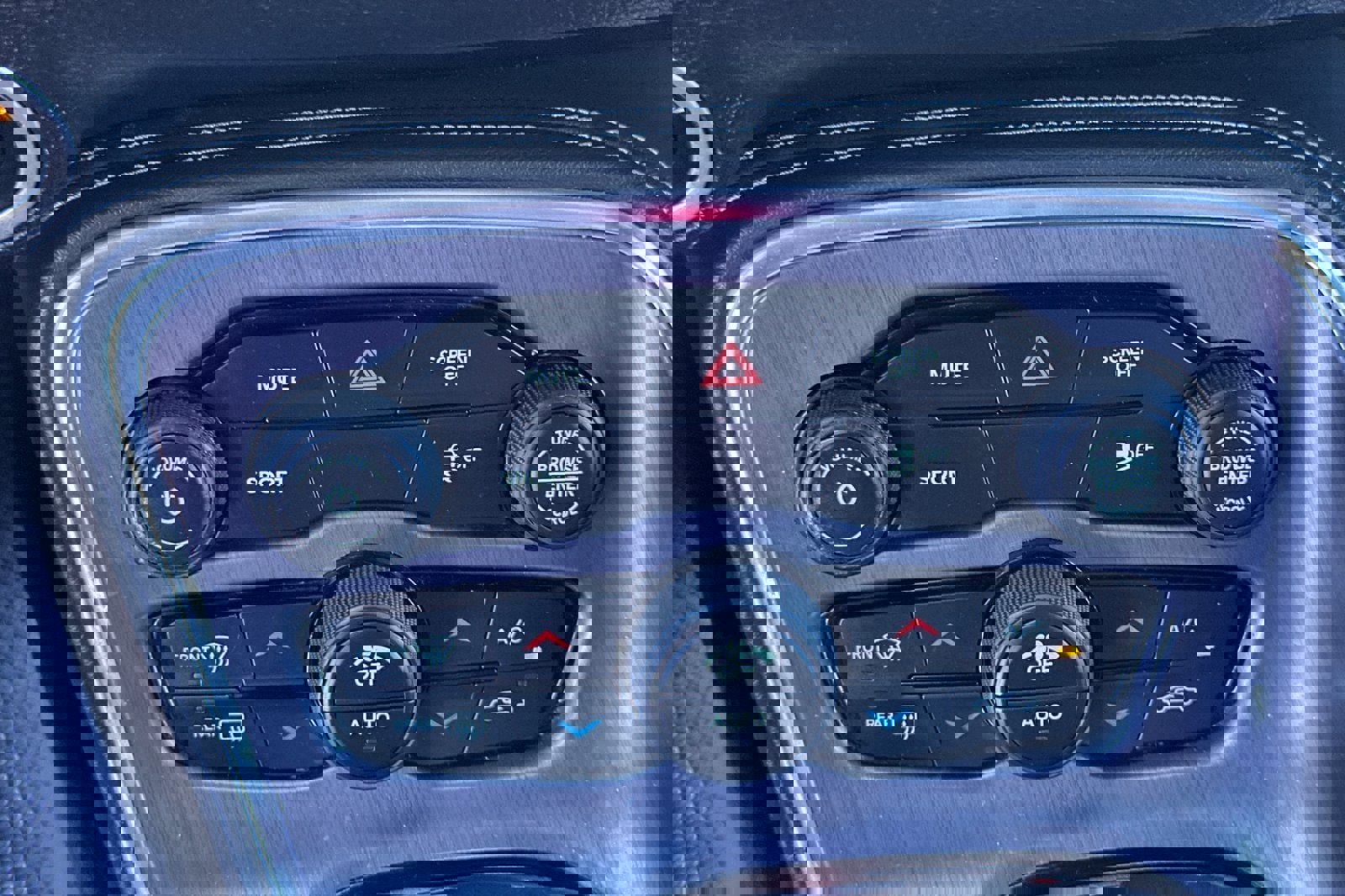 Used 2018 Dodge Challenger SXT w/ Blacktop Package image 22