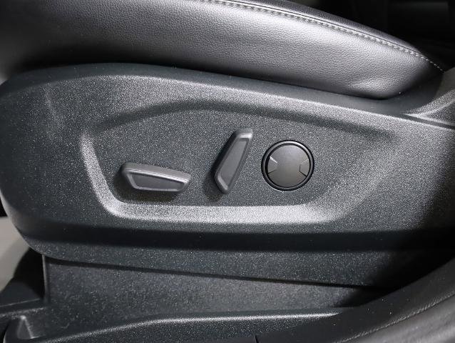 Certified 2022 Ford Edge ST image 18