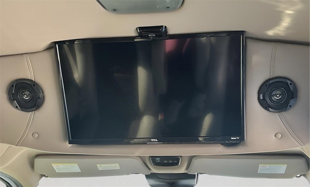 Certified 2017 Ford Transit 150 XLT image 23