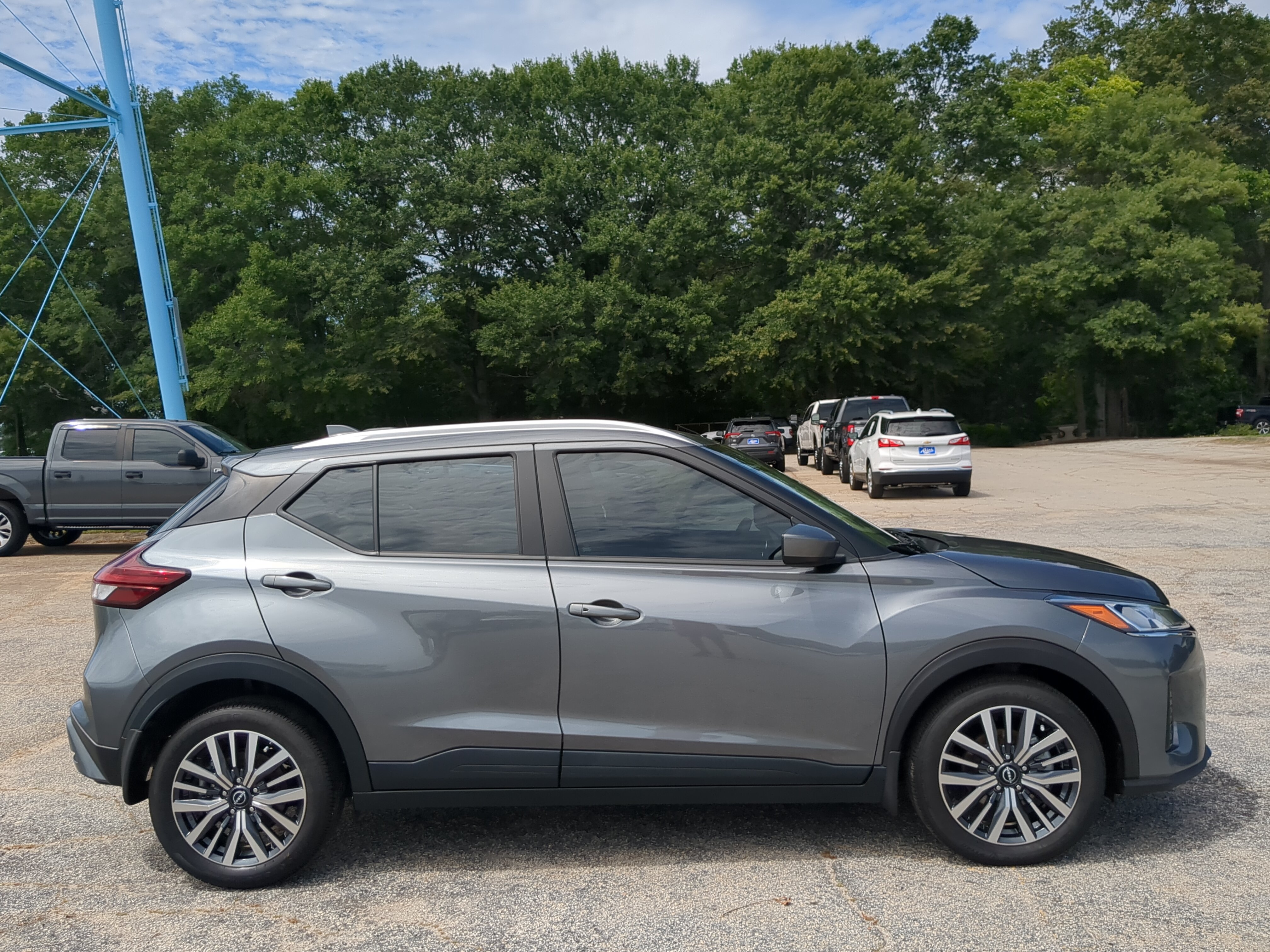 Used 2024 Nissan Kicks SV FWD video 2