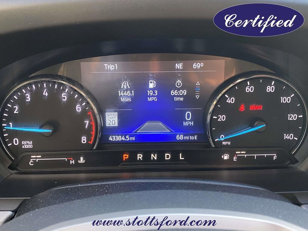 Certified 2022 Ford Explorer XLT w/ Equipment Group 202A image 26