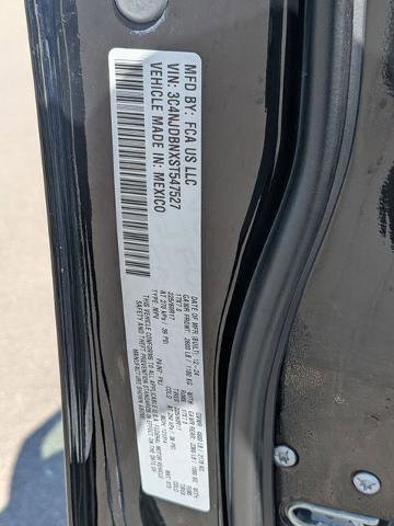 Used 2025 Jeep Compass Latitude w/ Sun & Sound Group image 32