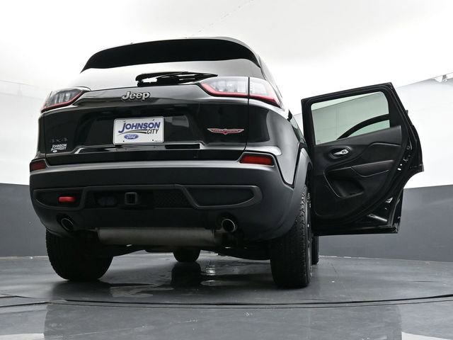 Used 2022 Jeep Cherokee Trailhawk w/ Sound & Nav Group AWD/4WD image 38