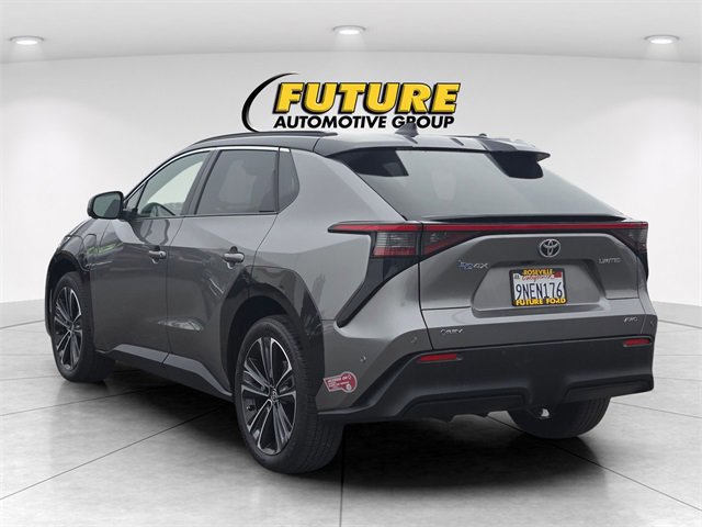 Used 2024 Toyota bZ4X Limited image 3