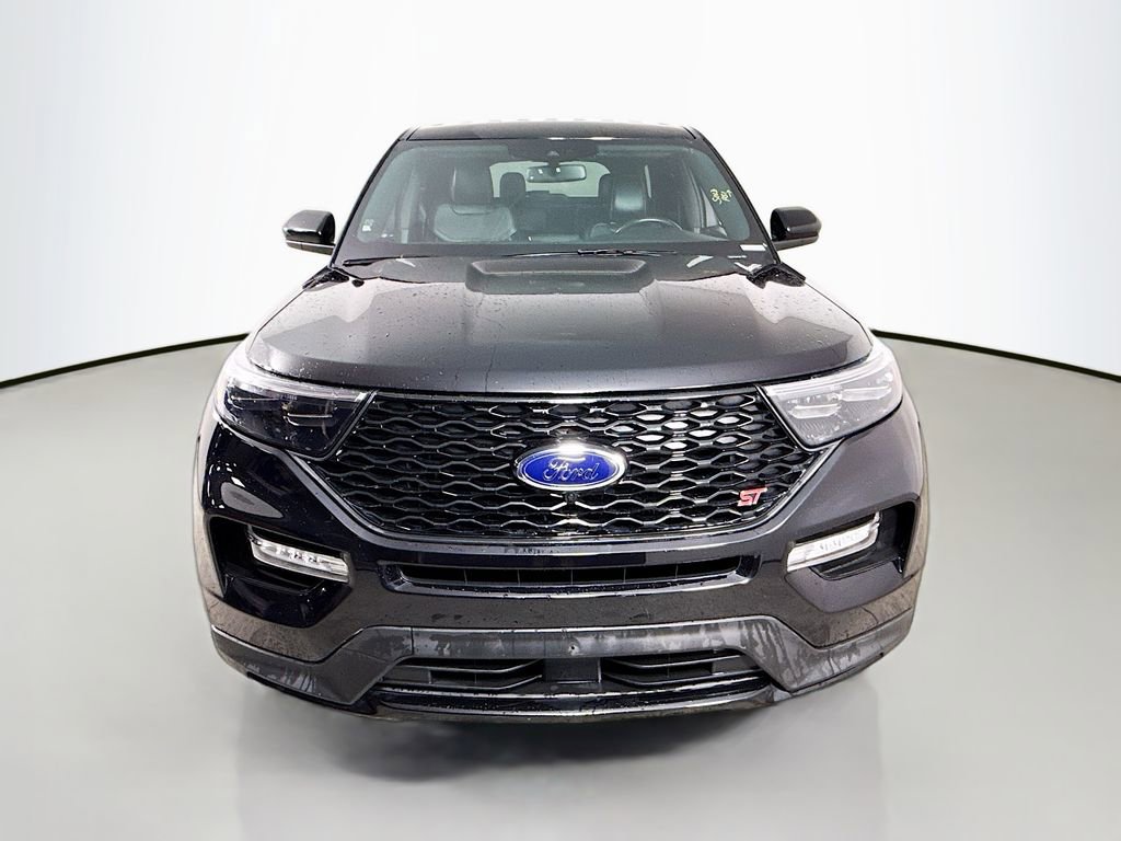 Certified 2022 Ford Explorer ST image 9