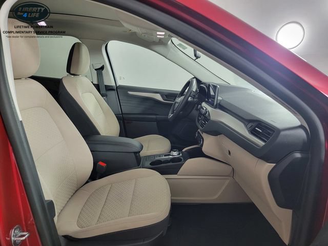 Certified 2022 Ford Escape SE w/ Cold Weather Package FWD image 17