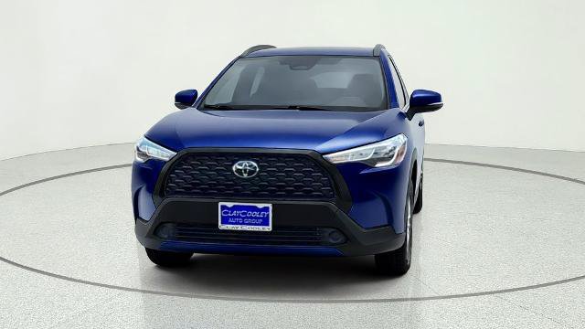 Used 2023 Toyota Corolla Cross LE FWD image 2