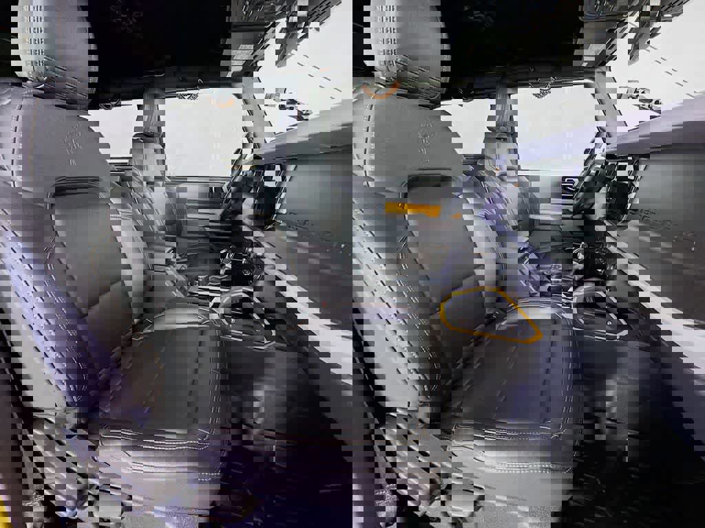 Certified 2021 Ford Bronco Badlands image 16