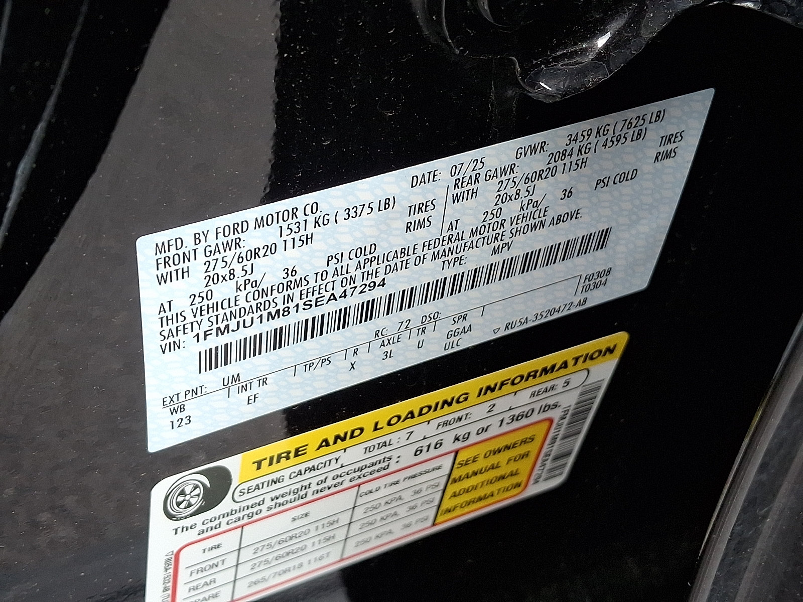 Certified 2025 Ford Expedition Platinum AWD/4WD image 28
