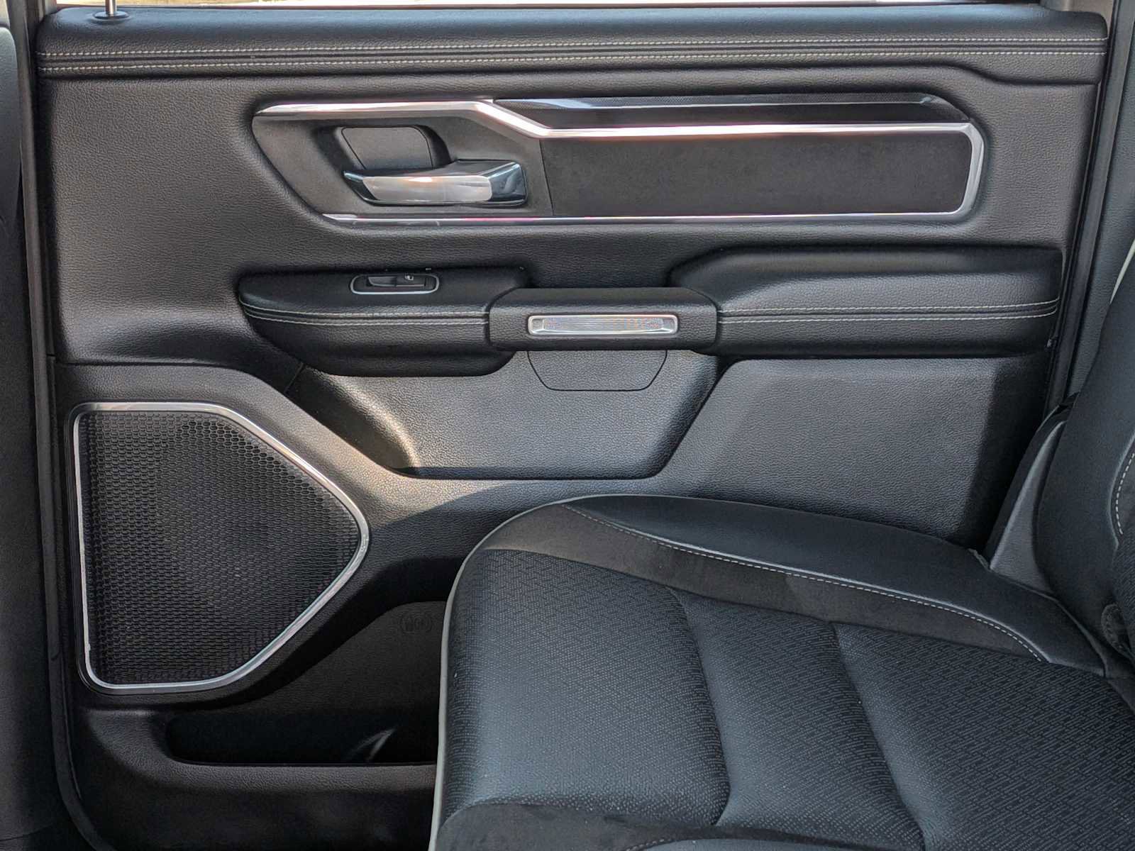 Used 2021 RAM 1500 Laramie w/ Sport Appearance Package image 20