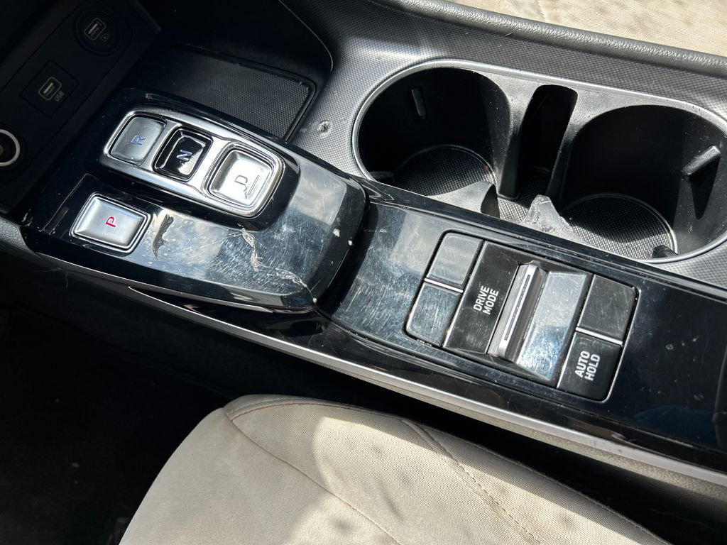 Used 2023 Hyundai Sonata SEL FWD image 18