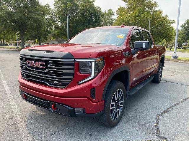 Used 2025 GMC Sierra 1500 AT4 w/ AT4 Premium Package AWD/4WD image 3