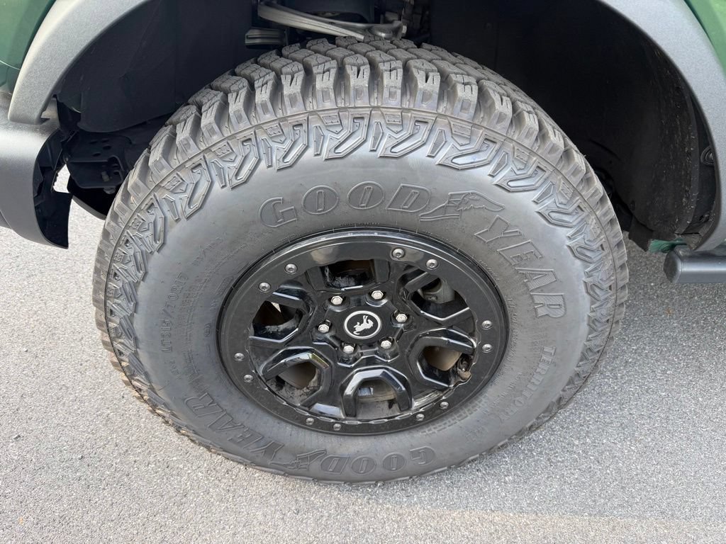 Certified 2023 Ford Bronco Badlands w/ Sasquatch Package AWD/4WD image 11