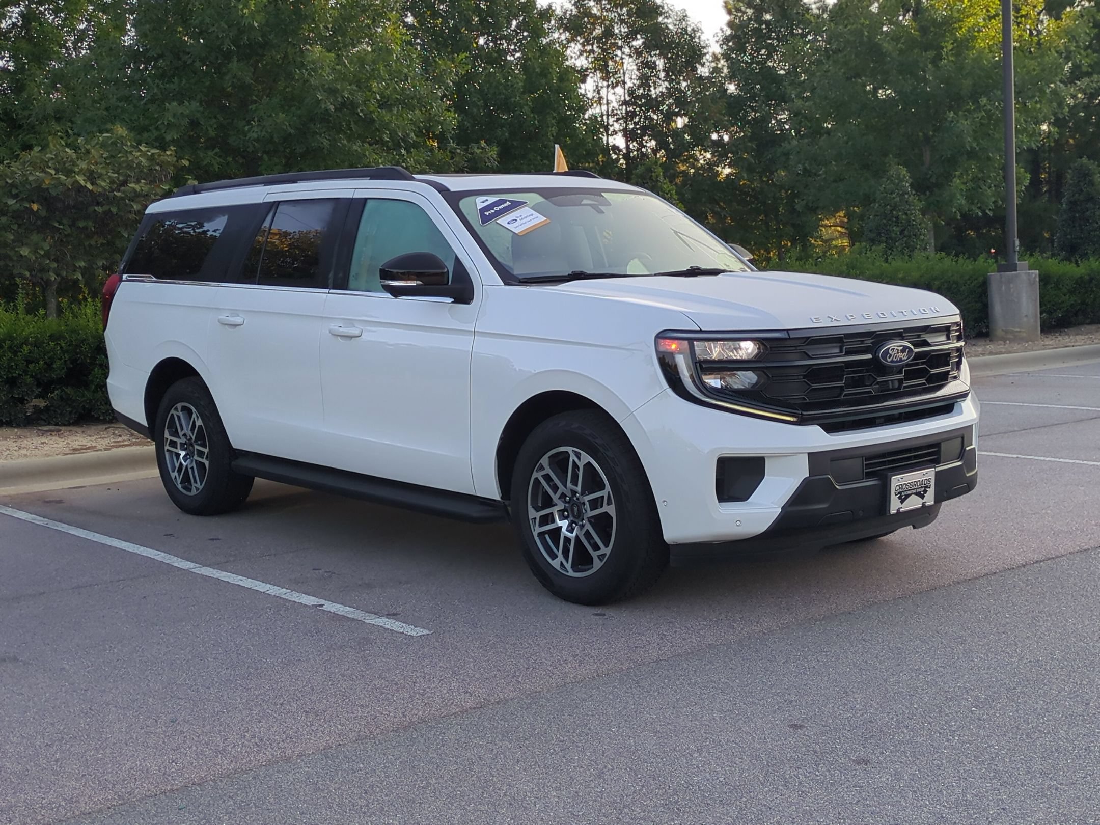 Certified 2025 Ford Expedition Max Active AWD/4WD image 2
