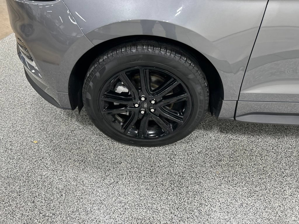 Certified 2024 Ford Edge ST-Line w/ Class II Trailer Tow Package AWD/4WD image 33