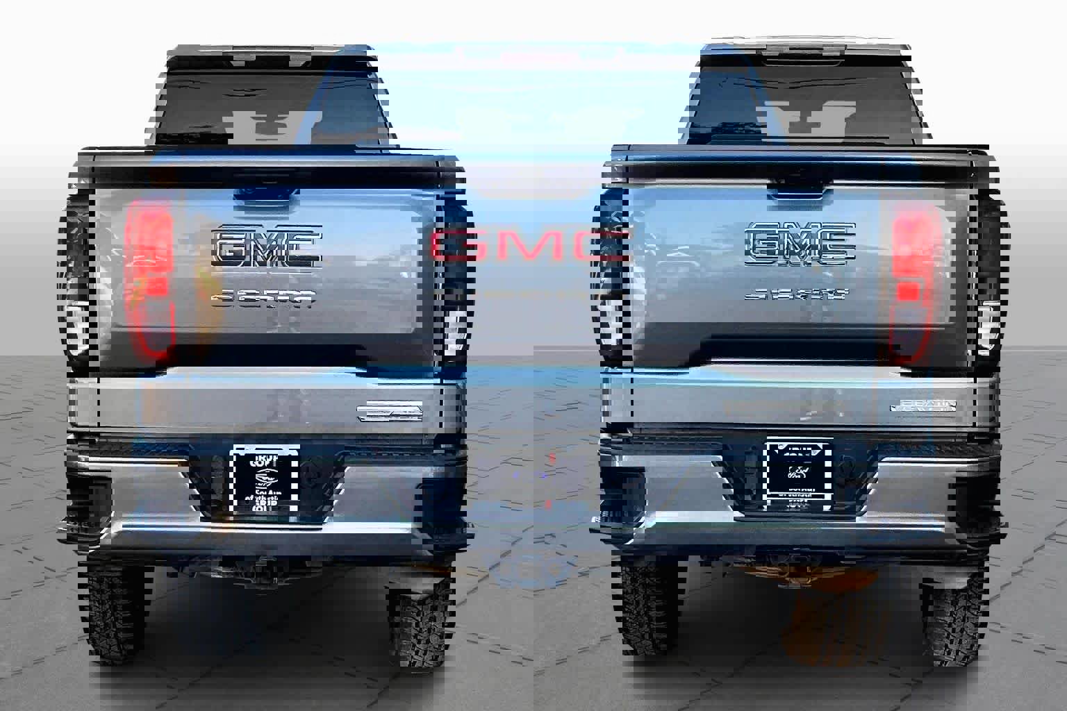 Used 2021 GMC Sierra 1500 Elevation image 2