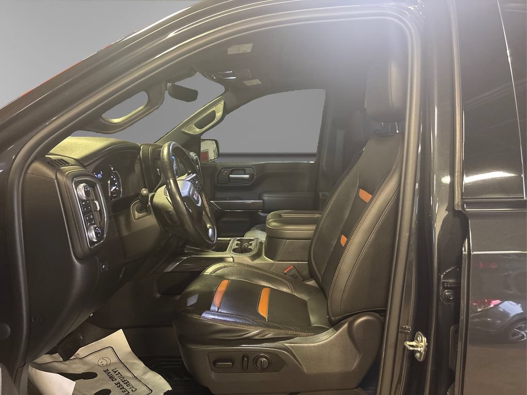 Used 2020 GMC Sierra 1500 AT4 w/ AT4 Premium Package AWD/4WD image 11