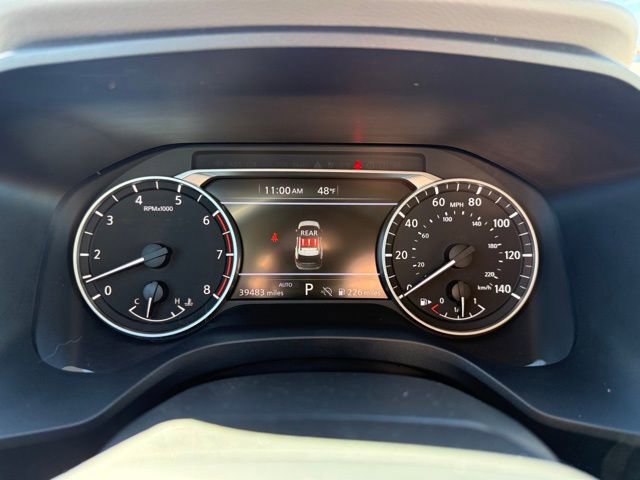 Used 2025 Nissan Rogue SV AWD/4WD image 24
