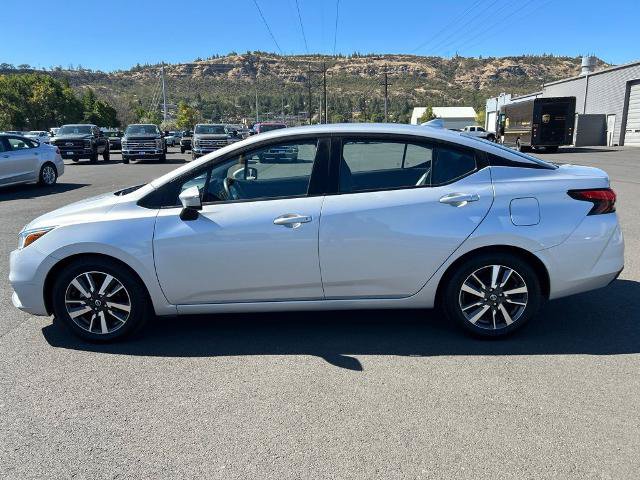 Used 2021 Nissan Versa SV FWD image 12
