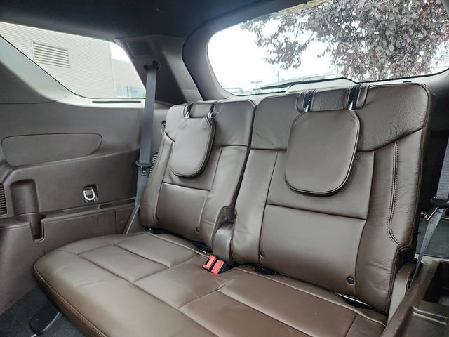 Certified 2024 Ford Explorer King Ranch w/ Technology Package AWD/4WD image 28