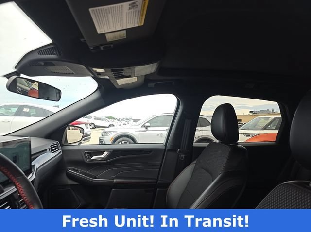 Certified 2025 Ford Escape ST-Line w/ Tech Pack #1 AWD/4WD image 7