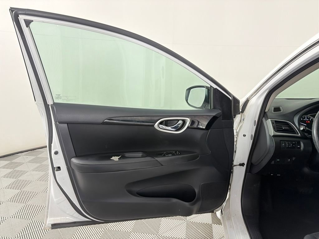 Used 2019 Nissan Sentra SV image 12