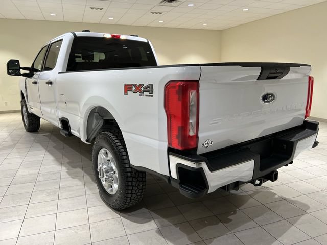 Certified 2025 Ford F350 XLT w/ FX4 Off-Road Package AWD/4WD image 3