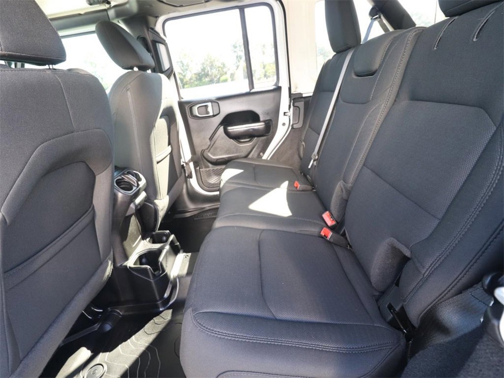Used 2021 Jeep Wrangler Unlimited Willys image 12
