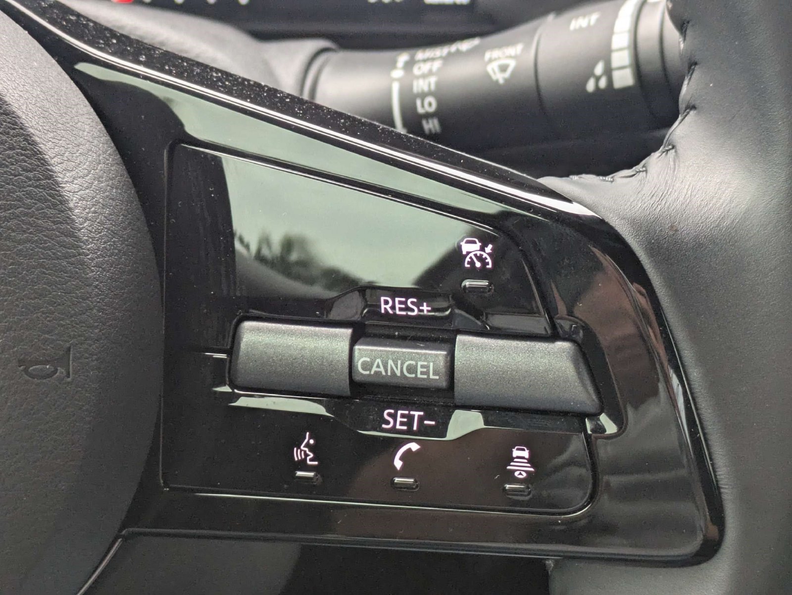 Used 2025 Nissan Z Performance RWD image 27