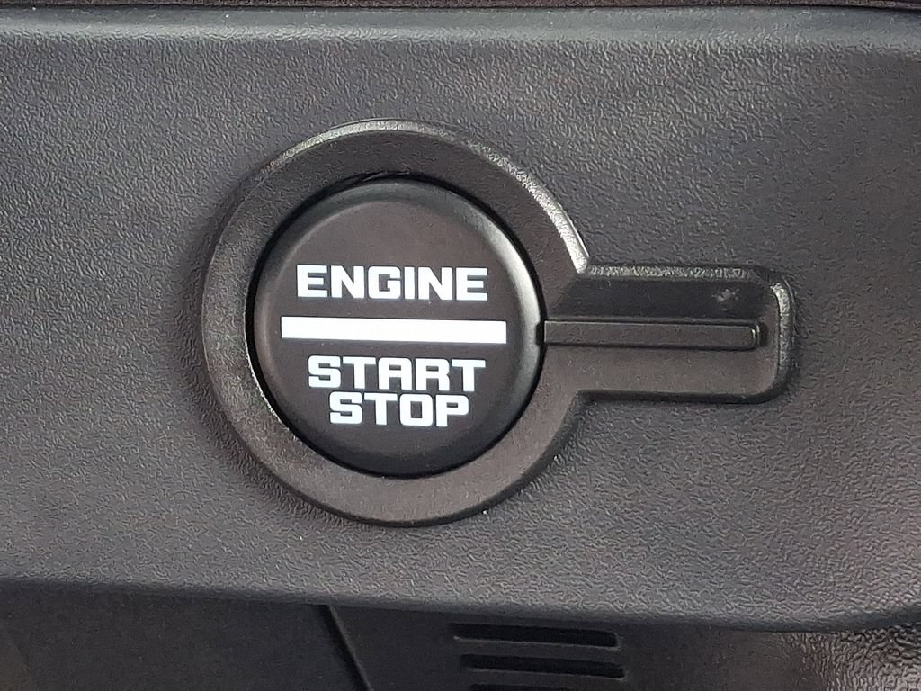 Certified 2025 Ford Bronco Badlands AWD/4WD image 28