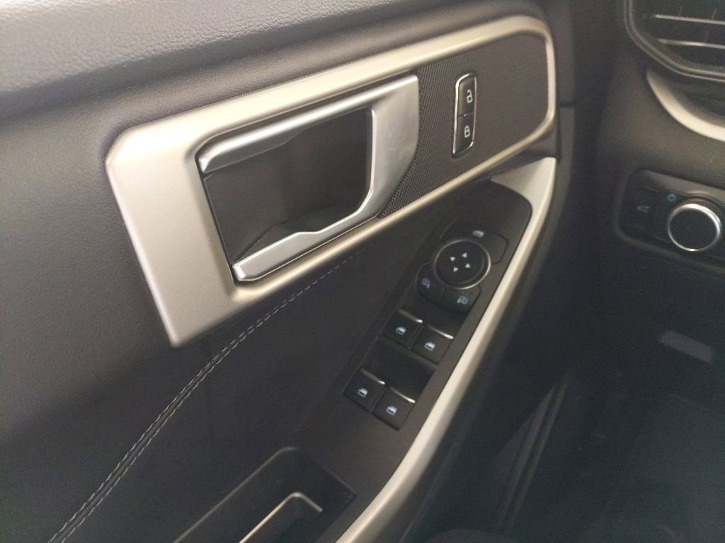 Certified 2023 Ford Explorer XLT AWD/4WD image 28