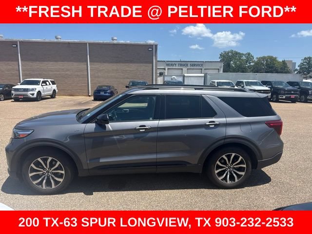 Certified 2022 Ford Explorer ST-Line RWD image 2